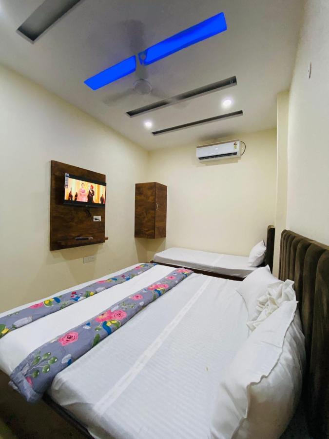 Naman Homestay Amritsar Buitenkant foto