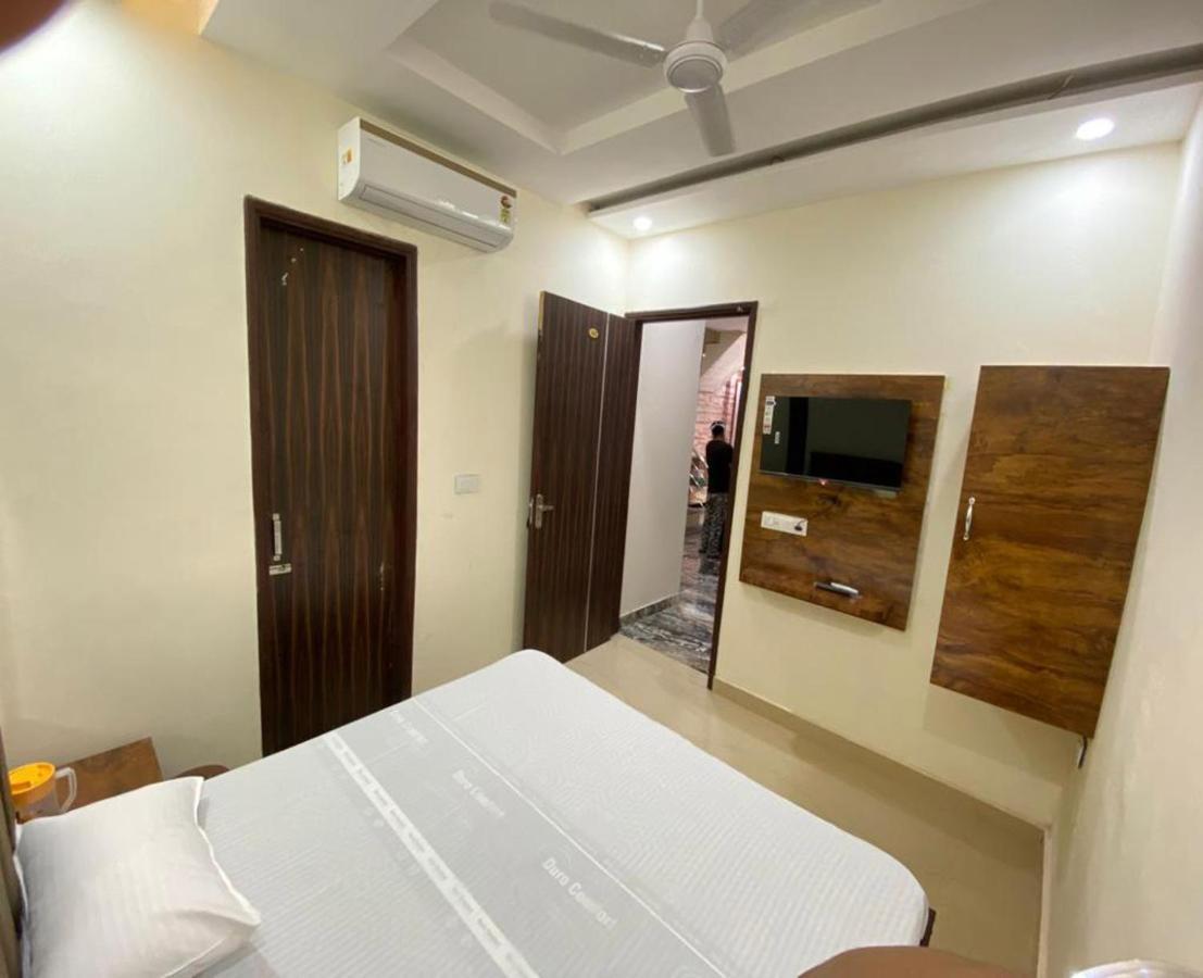 Naman Homestay Amritsar Buitenkant foto